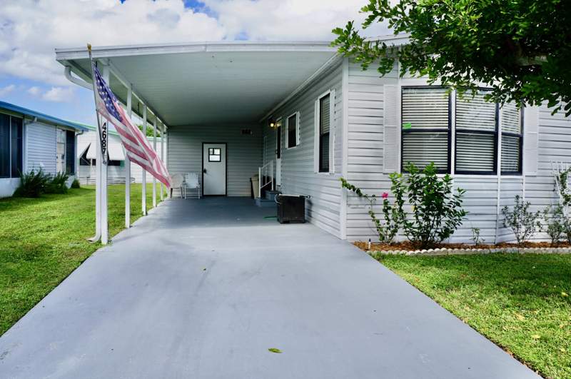 2 bedroom Manufactured Home at 4687 SE Copperwood Terrace, Pinelake Garden & Estates, Stuart — photo 4