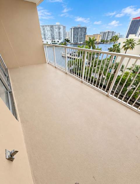 1965 S Ocean Drive #4H, Hallandale Beach FL - photo 10 of 49