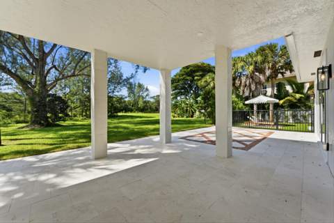 11845 Pebblewood Drive, Wellington FL - photo 8 of 54