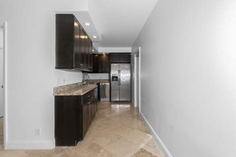 2424 SE 17th Causeway #103B, Fort Lauderdale FL - photo 9 of 25