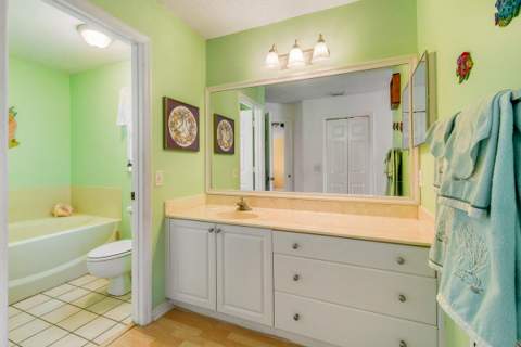 551 Paurotis Lane, Fort Pierce FL - photo 23 of 47