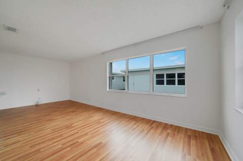 717 SW 15th Street, Boynton Beach FL - photo 18 of 32