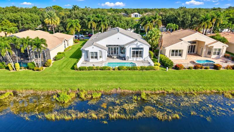 4 bedroom Single Family Residence at 7657 Royale River Lane, Valencia Shores, Lake Worth — photo 2