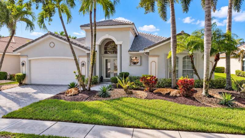 4 bedroom Single Family Residence at 7657 Royale River Lane, Valencia Shores, Lake Worth — photo 4