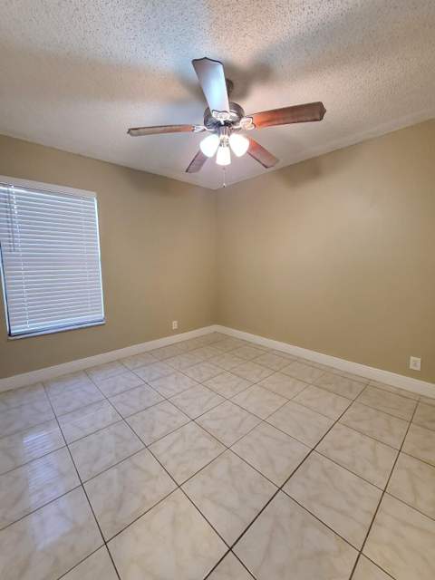 1461 Windorah Way #G, West Palm Beach FL - photo 8 of 16
