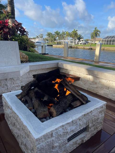 1005 Country Club Drive, North Palm Beach FL - photo 10 of 18