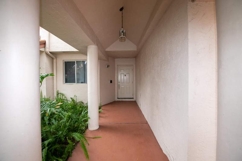 3 bedroom Townhouse at 10939 W Broward Boulevard #10939, Jacaranda Parcel 541, Plantation — photo 4