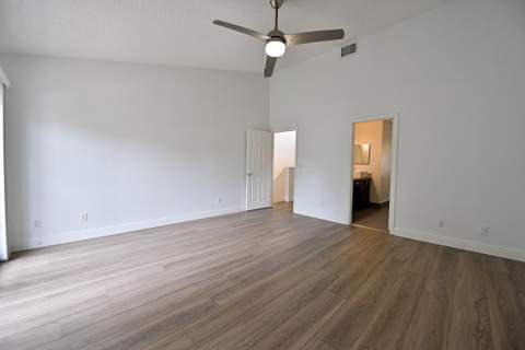 10939 W Broward Boulevard #10939, Plantation FL - photo 19 of 47