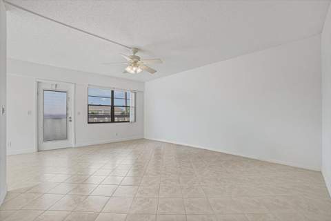 291 Preston G Way #291, Boca Raton FL - photo 7 of 36