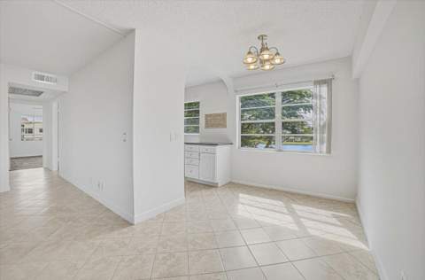 291 Preston G Way #291, Boca Raton FL - photo 8 of 36
