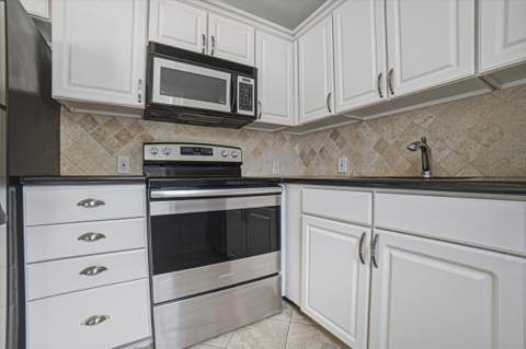 291 Preston G Way #291, Boca Raton FL - photo 11 of 36