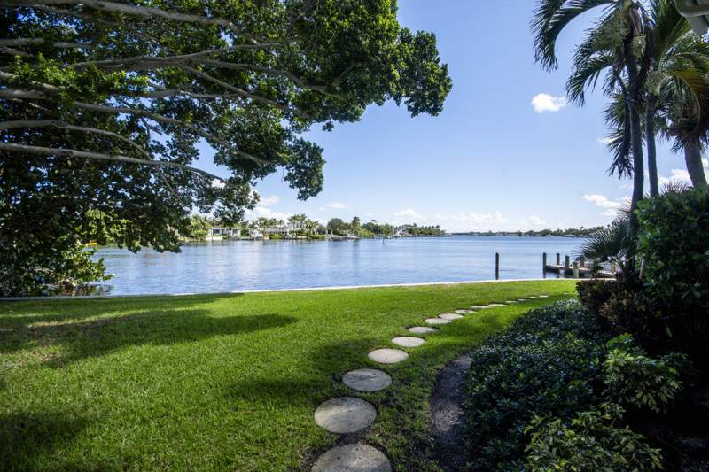 2 bedroom Condominium at 478 Tequesta Drive #115, Whitehall Condo, Tequesta — photo 3