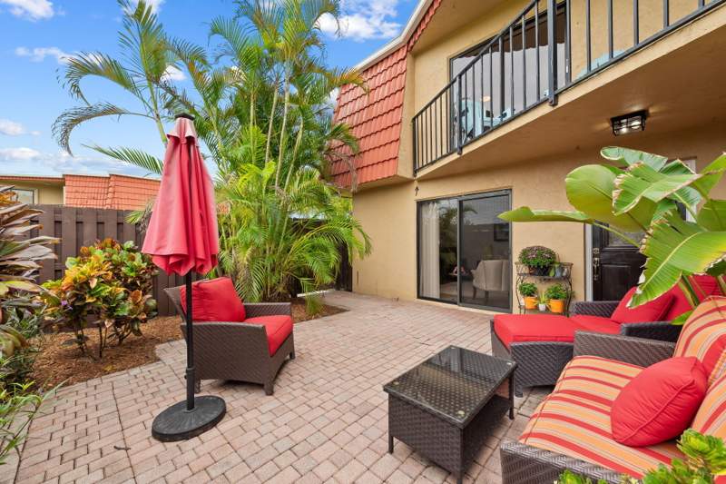 2 bedroom Townhouse at 8393 Trent Court, Boca Rio North, Boca Raton — photo 3