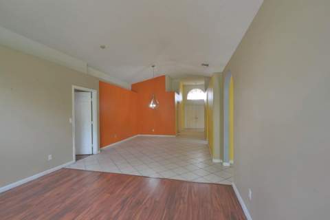 8179 White Rock Circle, Boynton Beach FL - photo 7 of 17