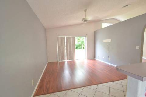 8179 White Rock Circle, Boynton Beach FL - photo 9 of 17