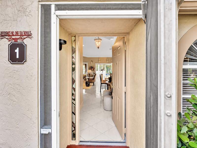 2 bedroom Condominium at 14406 Via Royale #1, Emerald Pointe Condo, Delray Beach — photo 3