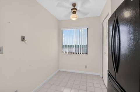 7240 Huntington Lane #806, Delray Beach FL - photo 9 of 48