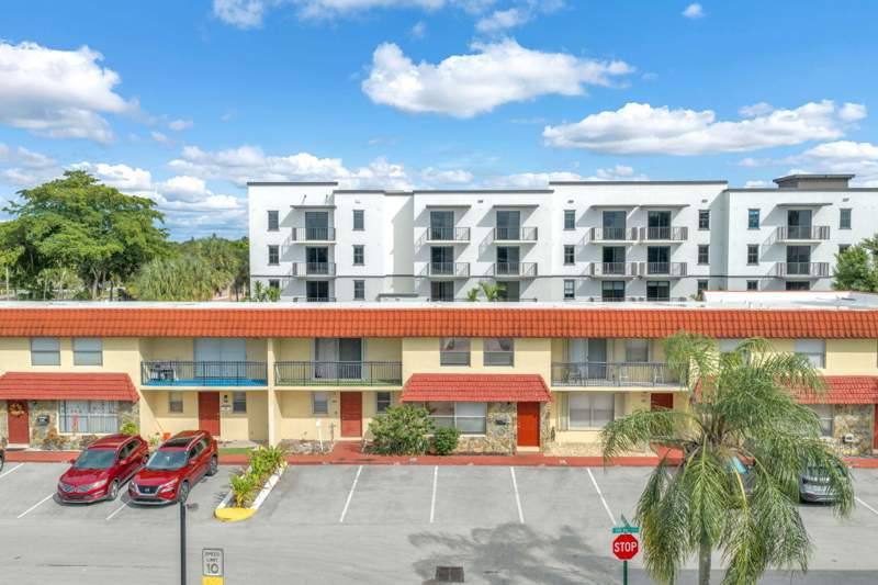 3 bedroom Townhouse at 4162 SW 65th Avenue ##84, Brentwood Townhouse 3 Condo, Davie — photo 3