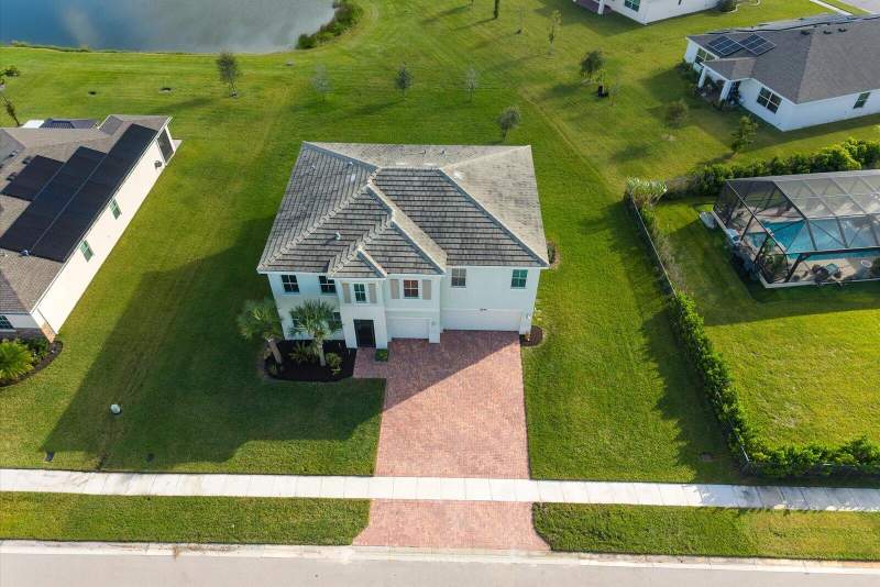5 bedroom Single Family Residence at 13248 NW Copper Creek Drive, Copper Creek Plat No 2, Port St. Lucie — photo 3