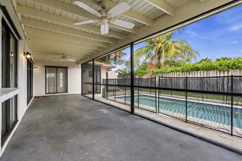4937 Willow Drive, Boca Raton FL - photo 22 of 70