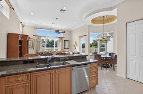7657 Royale River Lane, Lake Worth FL - photo 24 of 55