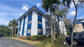 2 bedroom Condominium at 3070 Holiday Springs Boulevard #304, Holiday Springs Village 2 Condo, Margate — photo 2