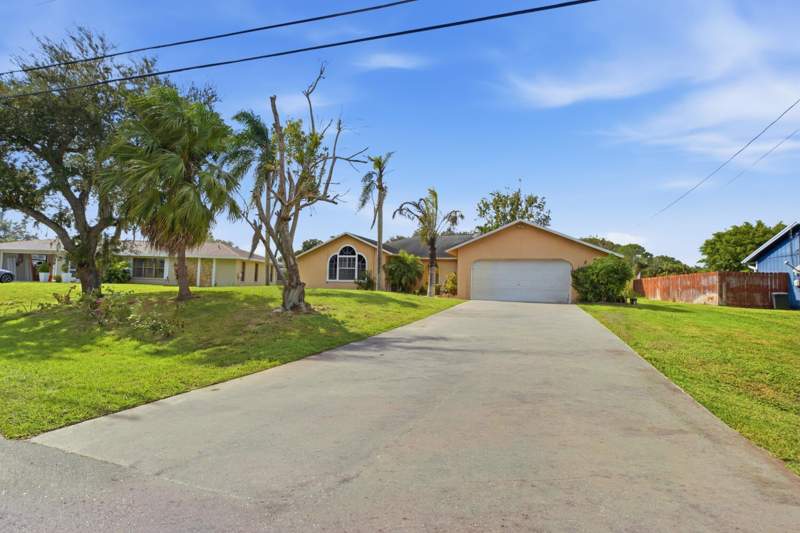 4 bedroom Single Family Residence at 2392 SW Caballero Street, Port St Lucie Section 31, Port St. Lucie — photo 5