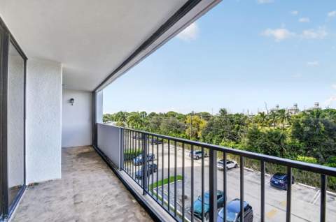 5600 N Flagler Drive #306, West Palm Beach FL - photo 22 of 37