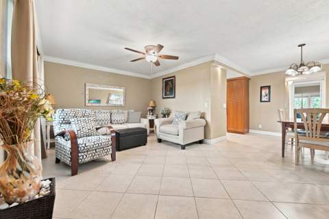 823 Flanders R Drive #R, Delray Beach FL - photo 6 of 49