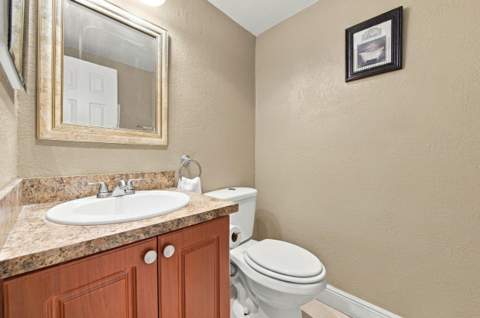 823 Flanders R Drive #R, Delray Beach FL - photo 13 of 49