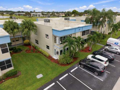 823 Flanders R Drive #R, Delray Beach FL - photo 23 of 49