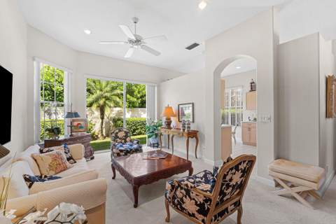 128 Monterey Pointe Drive, Palm Beach Gardens FL - photo 7 of 21