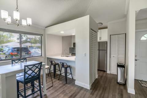 828 Club Drive, Palm Beach Gardens FL - photo 15 of 36
