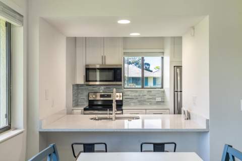 828 Club Drive, Palm Beach Gardens FL - photo 24 of 36
