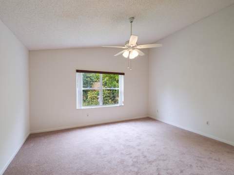 4937 Broadstone Circle, West Palm Beach FL - photo 17 of 47