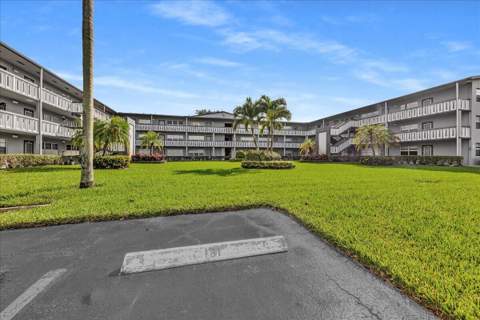129 Suffolk F, Boca Raton FL - photo 20 of 29