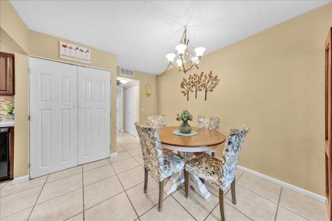 129 Suffolk F, Boca Raton FL - photo 9 of 29