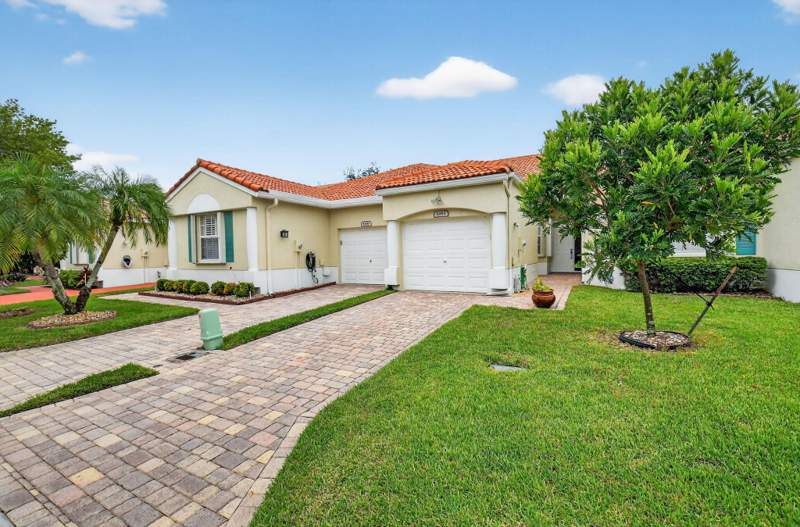 2 bedroom Villa at 6193 Heliconia Road, Floral Lakes Ph 3 And 4, Delray Beach — photo 5