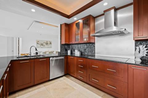 2401 N Ocean Boulevard #702, Fort Lauderdale FL - photo 10 of 54