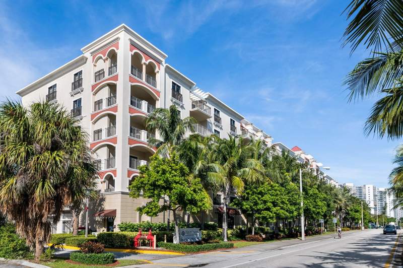 3 bedroom Condominium at 2401 N Ocean Boulevard #702, Fountains On Ocean Boulevard, Fort Lauderdale — photo 2