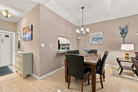 258 W Hemingway Circle, Margate FL - photo 10 of 59