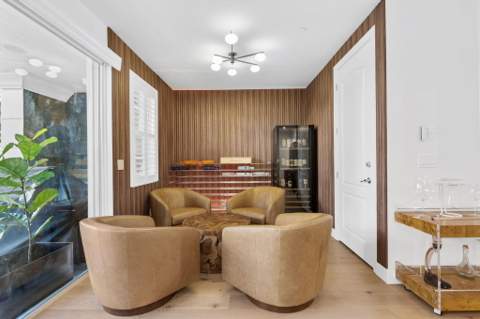 613 NE Francesca Lane, Boca Raton FL - photo 6 of 38