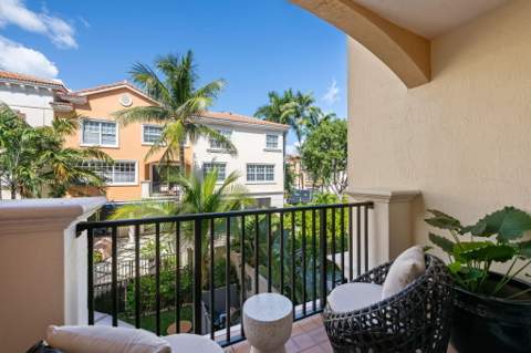 613 NE Francesca Lane, Boca Raton FL - photo 21 of 38