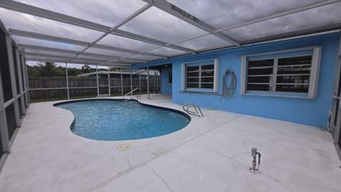 1033 SW 25th Place, Boynton Beach FL - photo 12 of 18