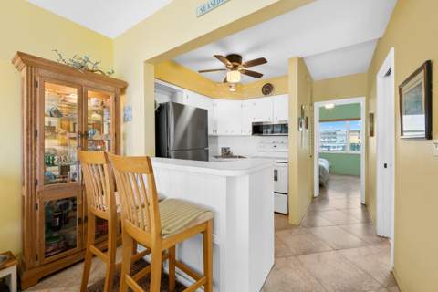 4050 N Ocean Boulevard #302, Lauderdale-By-The-Sea FL - photo 6 of 36