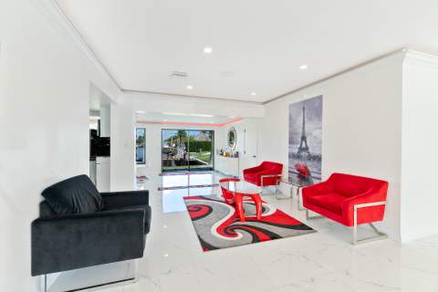 721 SE 5th Court, Pompano Beach FL - photo 10 of 64
