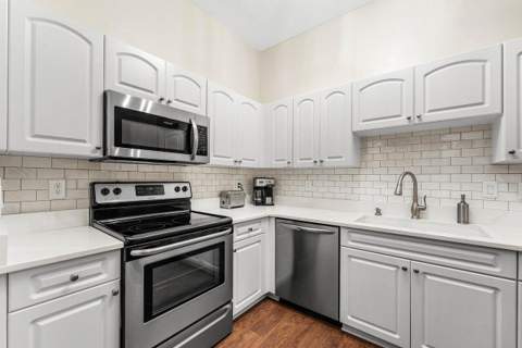 2611 Venetian Drive, Boynton Beach FL - photo 6 of 49