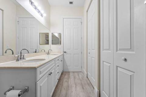 2611 Venetian Drive, Boynton Beach FL - photo 16 of 49