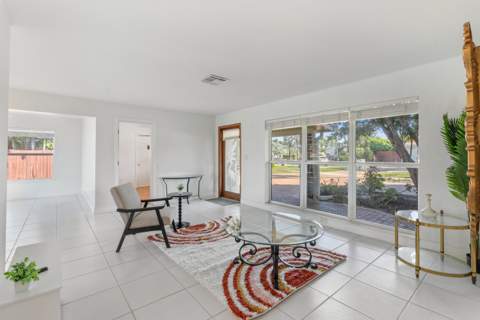 1001 SE 5th Avenue, Pompano Beach FL - photo 7 of 32