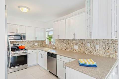1001 SE 5th Avenue, Pompano Beach FL - photo 10 of 32